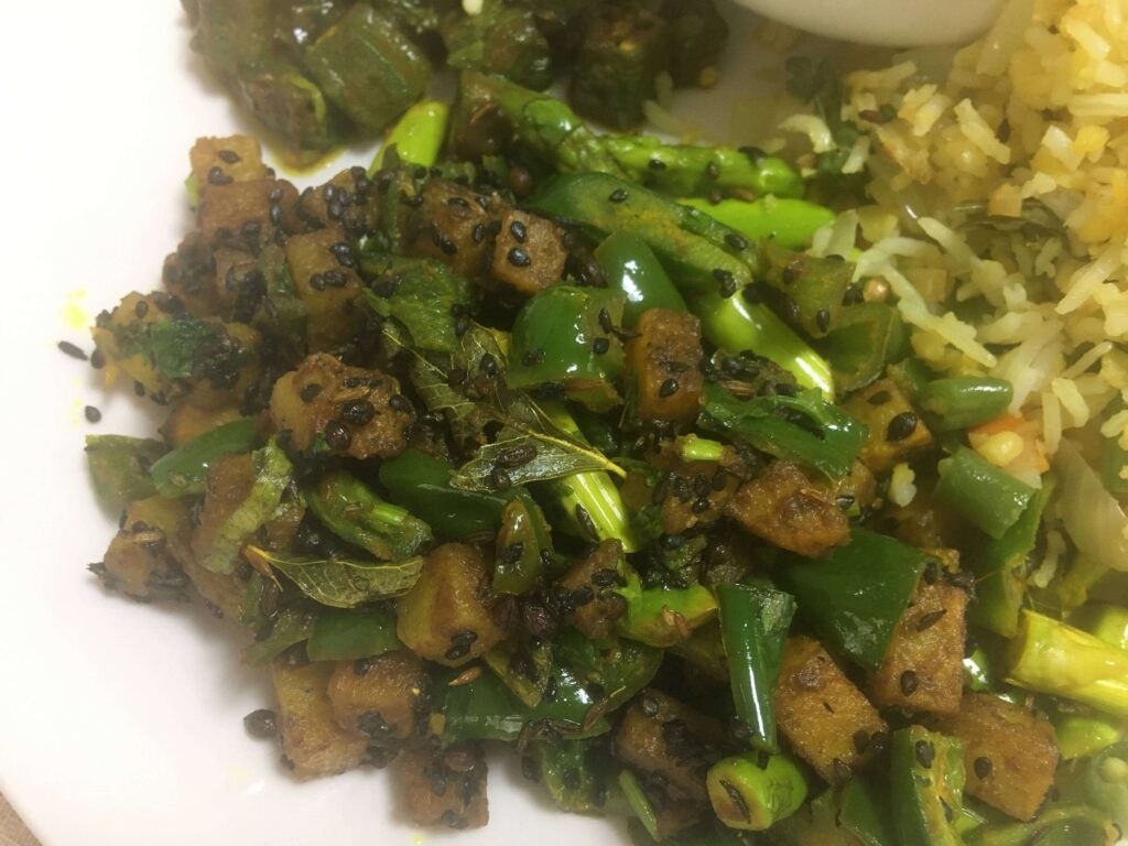 asparagus-potato-green-pepper-sabzi